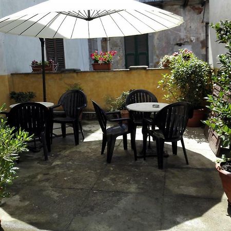 Viabasso11 Guest House Novi Ligure Bagian luar foto