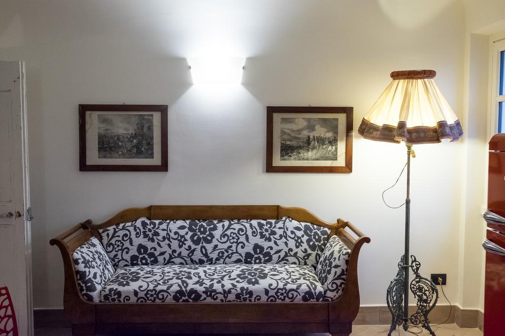Viabasso11 Guest House Novi Ligure Bagian luar foto