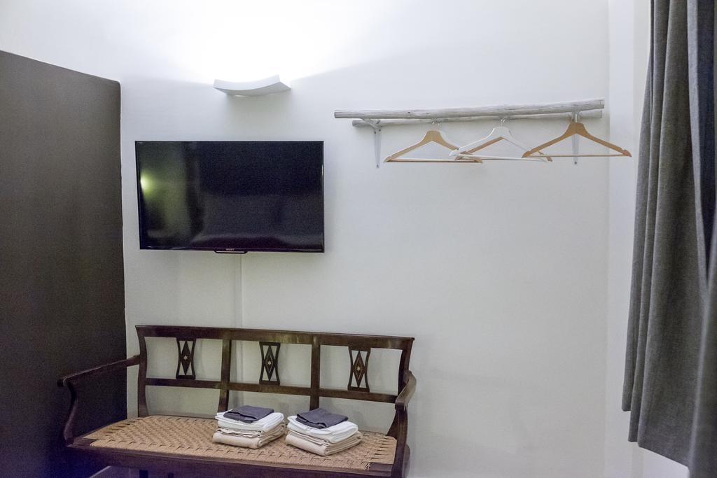 Viabasso11 Guest House Novi Ligure Bagian luar foto